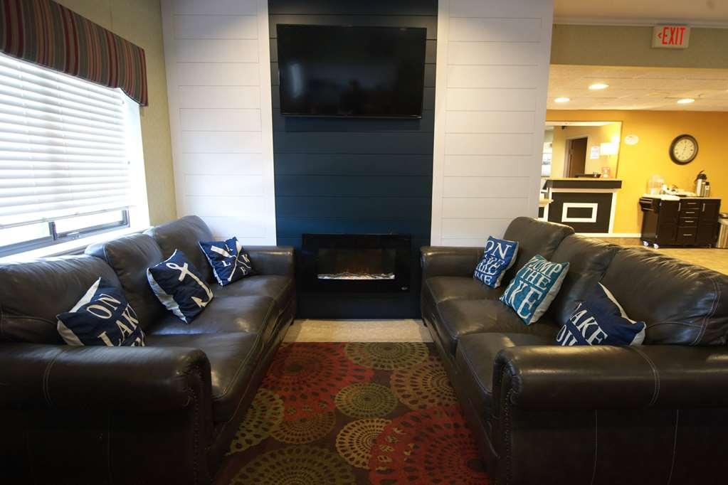 Baymont By Wyndham Portage Hotel Интериор снимка